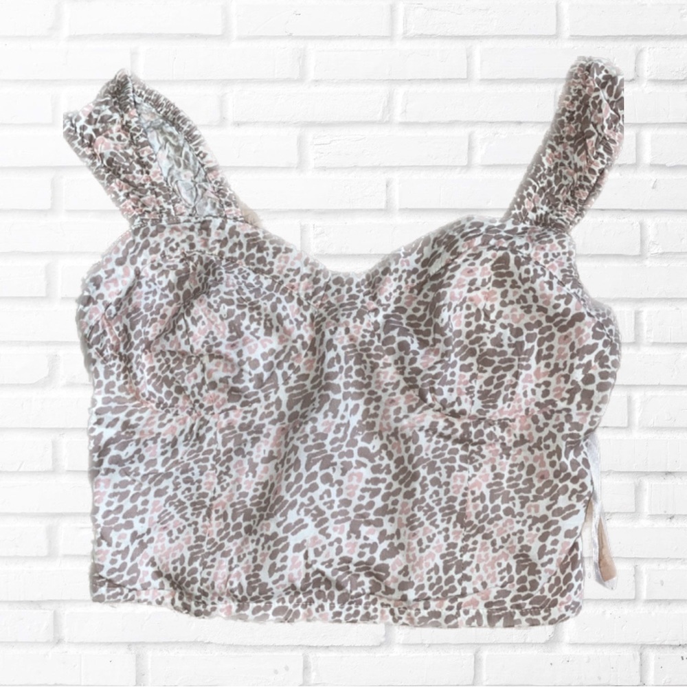 Leopard print crop top